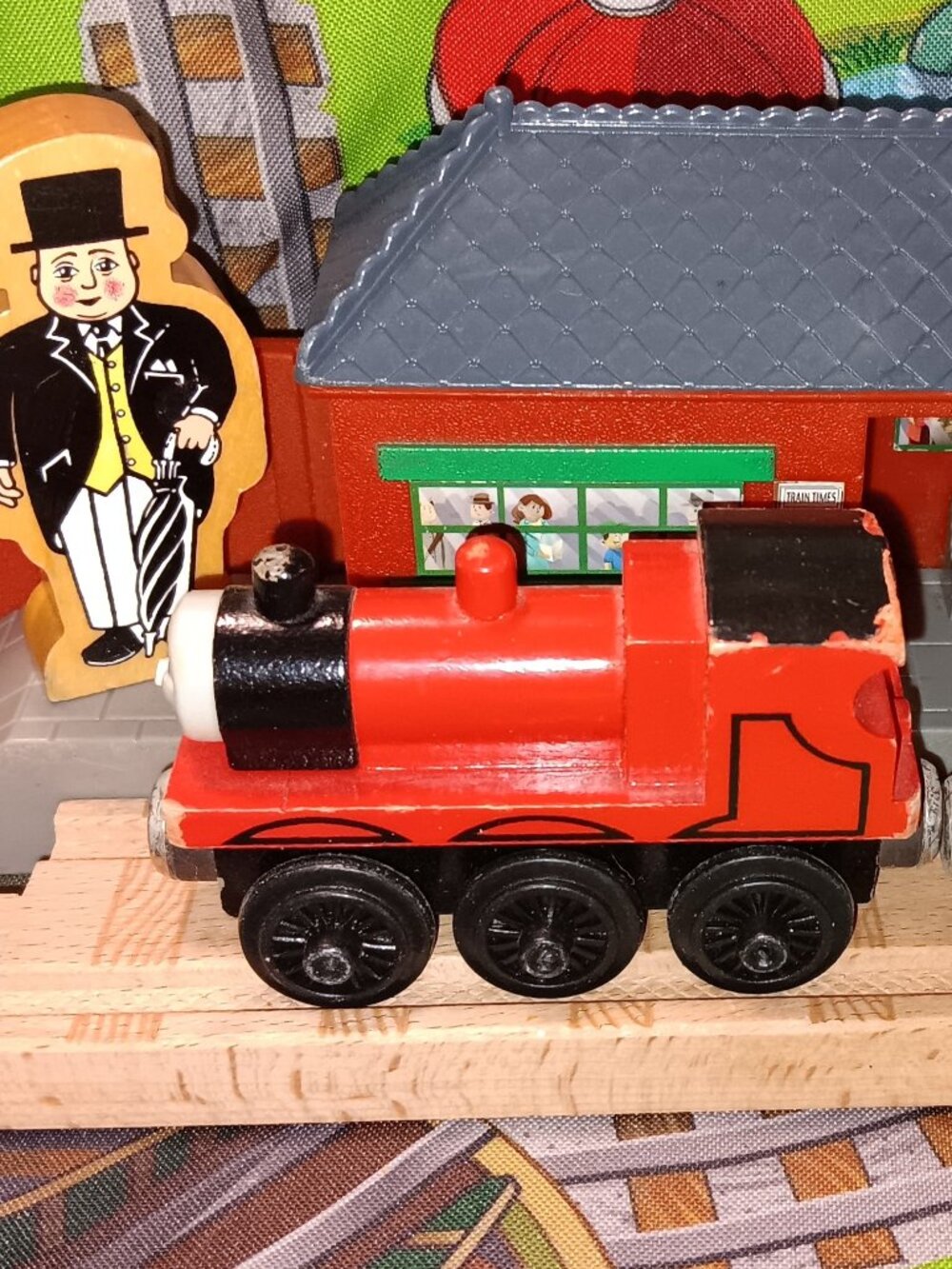 Thomas Wooden Railway Train Track Engine James Flat Magnet Painted Coal Tender